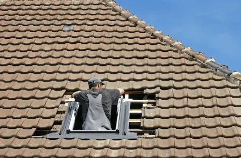 Pose de velux - Mont-Saint-Martin